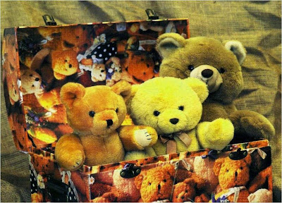 three-teddy-bears