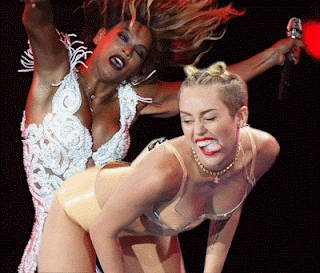 Beyonce dança 'Ah Lelek Lek' | Rock in Rio 2013