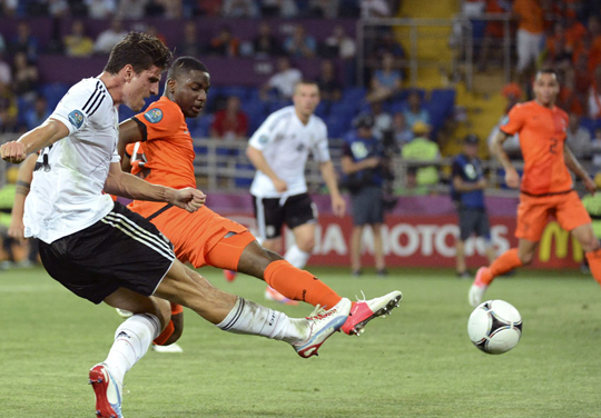 Euro 2012 - (Video Jaringan) Jerman atasi Belanda 2-1