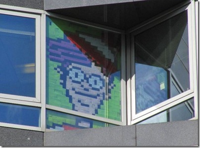 impressive_postit_note_window_art_640_08