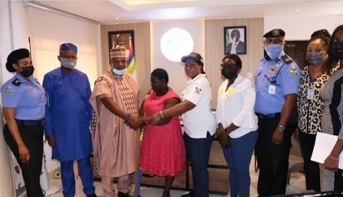 Lagos state hands over amputee sachet water hawker to her kinsmen