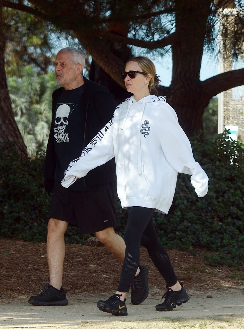 Jennifer Meyer Clicked Outside with Her Father Ronald in Los Angeles 29 Mar -2020