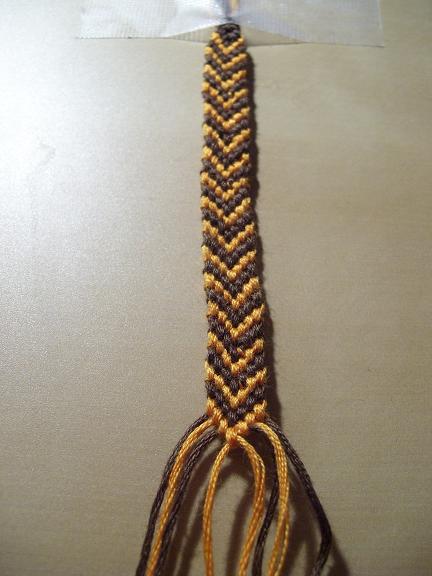 Bracelet Yarn1