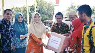 Road Show di Kota dan Kabupaten Bima, Ketua TP PKK NTB Kucurkan Bantuan