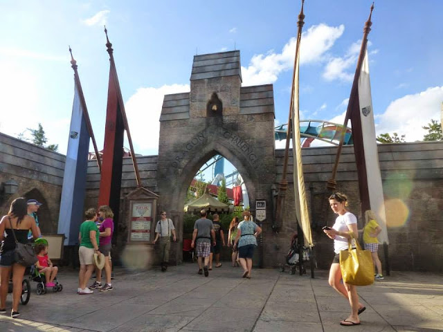 Dragon Challenge Universal Studios