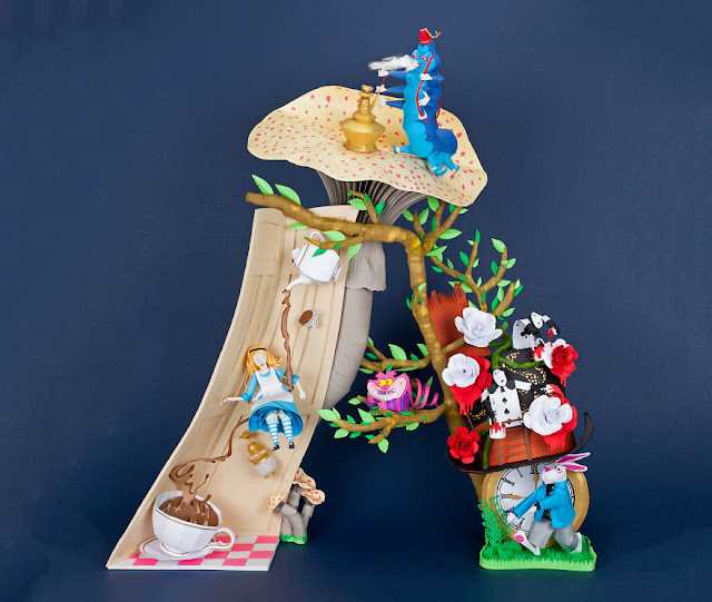 Paper art of Alice in wonderland by Julianna Szabo