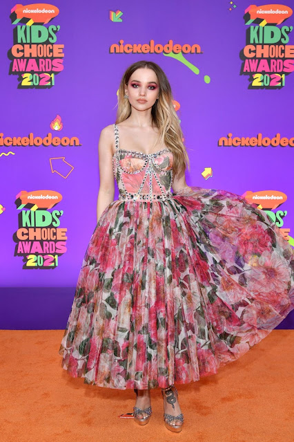 Dove Cameron best red carpet fashion dresses photo