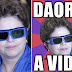 Dilma usa óculos 3D e vira alvo de brincadeiras na internet