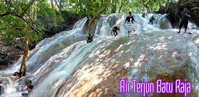 Wisata Air Terjun Batu Raja