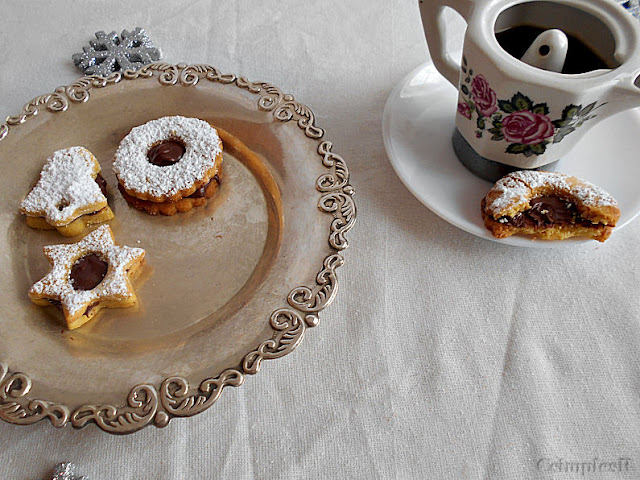 receita bolachas chocolate e avelas