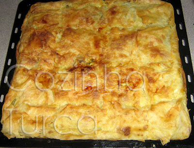 Borek de Feta e Espinafres (Peynirli ve Ispanaklı Börek)