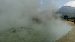 Kawah Sikidang