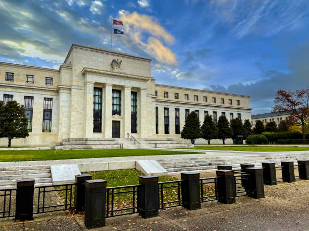 El Sistema de la Reserva Federal (en inglés, Federal Reserve System, también conocida informalmente como Fed) es el banco central de los Estados Unidos.