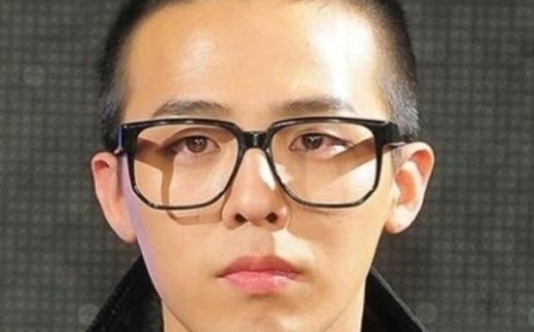  NEWS GDRAGON'S NEW HAIRCUT CATCHES THE ATTENTION OF NETIZENS