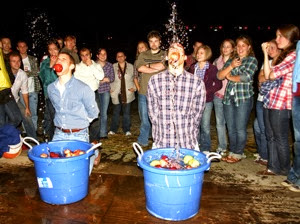 Apple bobbing