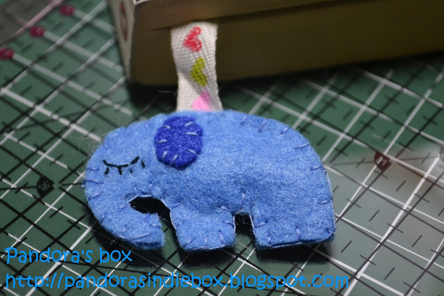 Handmade felt bookmark - Elephant