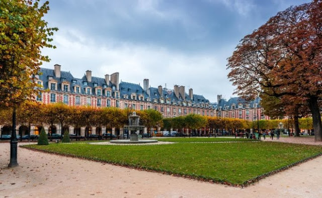 Place des Vosges