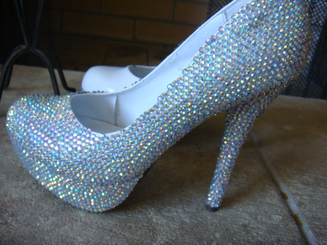 ... into the World of Burlesque: Amazing, Drool Worthy Rhinestone Shoes