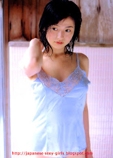 Azumi Kawashima (川島和津実) Pictures