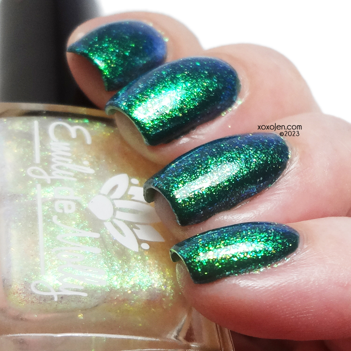 xoxoJen's swatch of Emily de Molly Verdant Fields