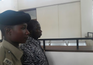 Aliyekuwa Mkurugenzi wa Bandari, Ephraim Mgawe ahukumiwa kwenda Jela miaka mitatu au faini ya Mil.5