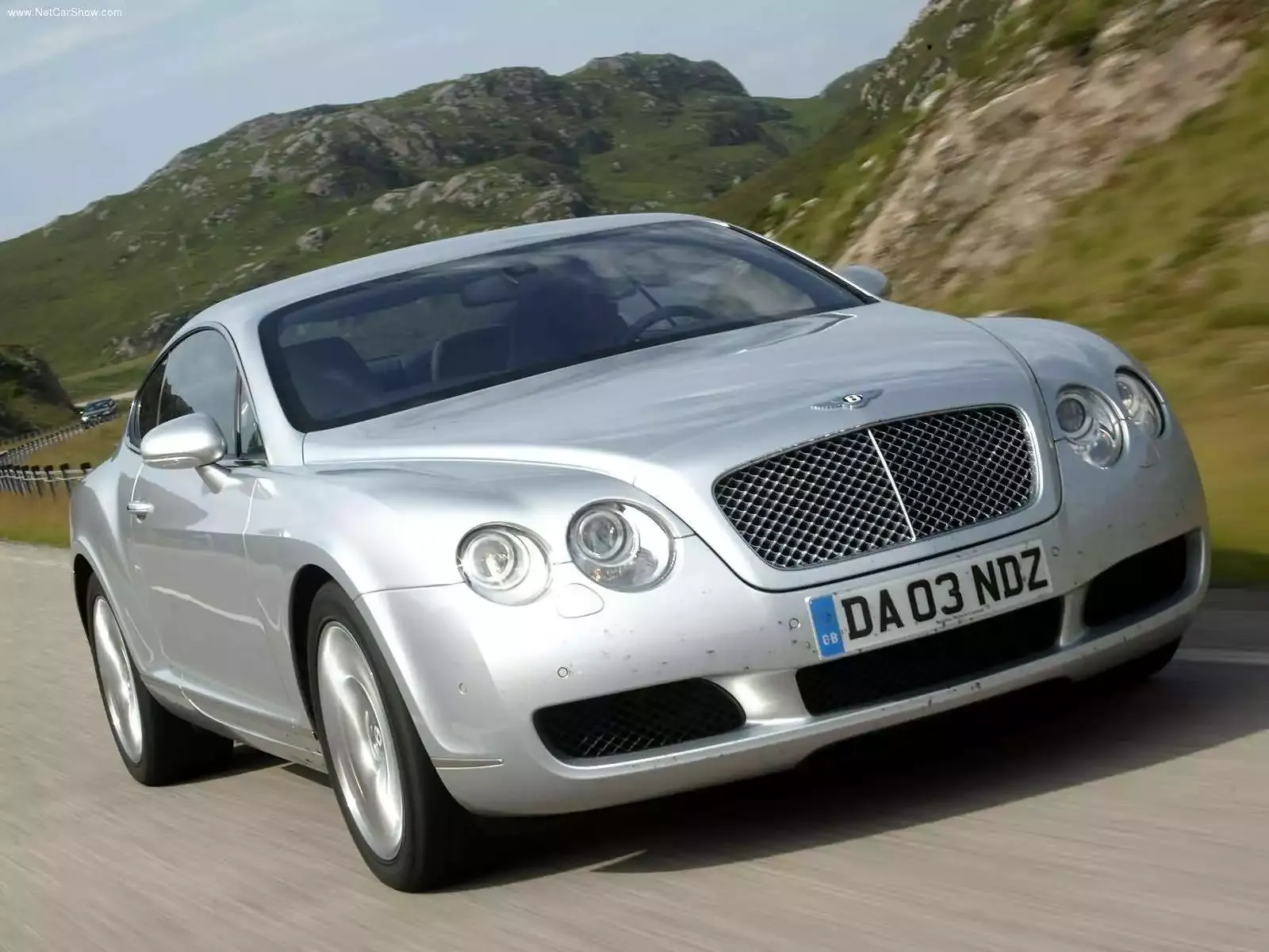 Hình ảnh xe ô tô Bentley Continental GT 2003 & nội ngoại thất