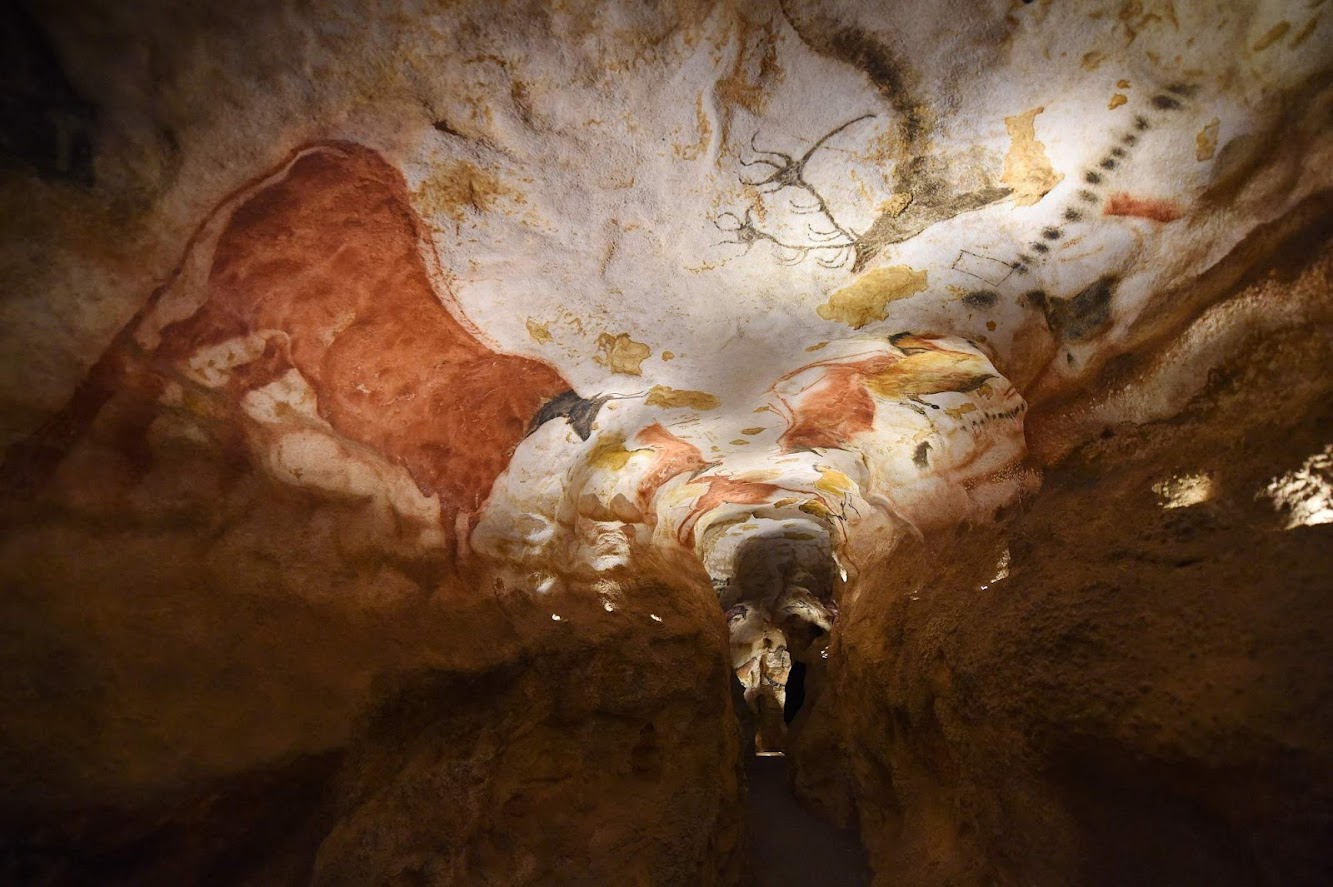 France opens new Lascaux prehistoric art cave replica