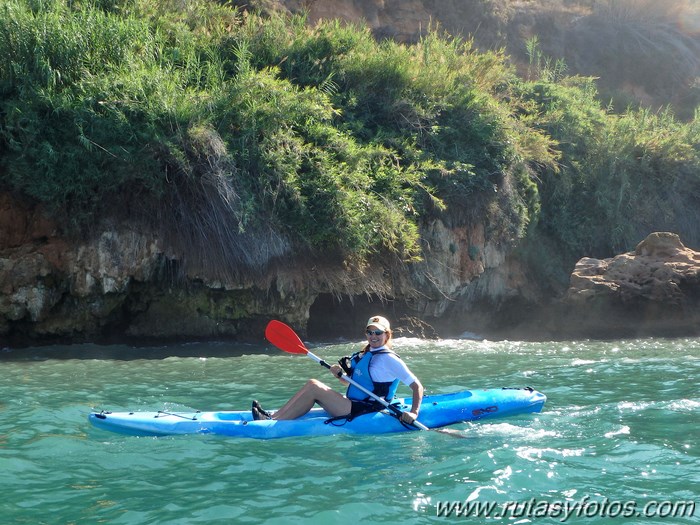 Kayak Playa de Burriana - Acantilados de Maro