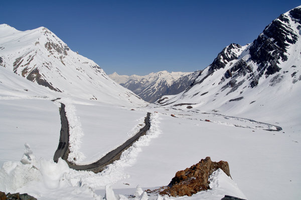 CHANDRATAL BARALACHA TREK, himachal pradesh, mountains