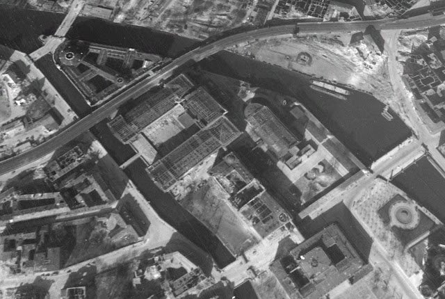 Baustelle Museumsinsel, Pergamon-Museum, Google Earth Bildaufnahmen, 10178 Berlin, 1943 - 2012