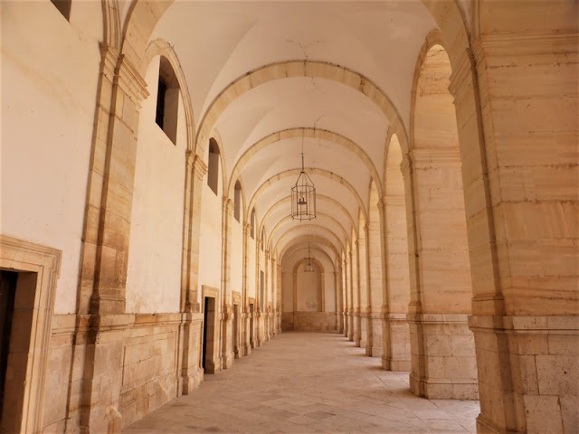 Monasterio de Uclés, corredor claustro superior