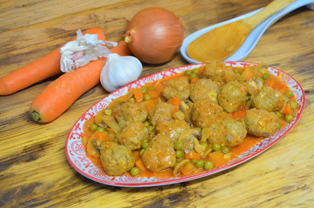 Cocinando a fuego, albondigas a la jardinera crockpot, crock pot españa, albondigas a la jardinera, crock pot, albondigas en crock pot, crockpot recetas, crock pot recipes, crockpot chicken, crock pot español,