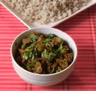 http://www.sweetytangyspicy.com/2015/11/soya-chunks-capsicum-masala.html