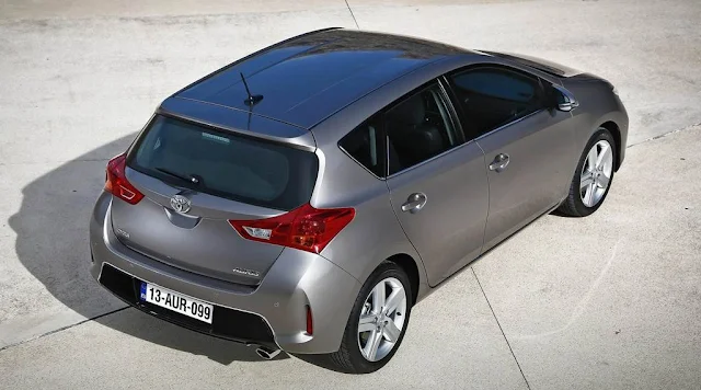 Toyota Auris 2013