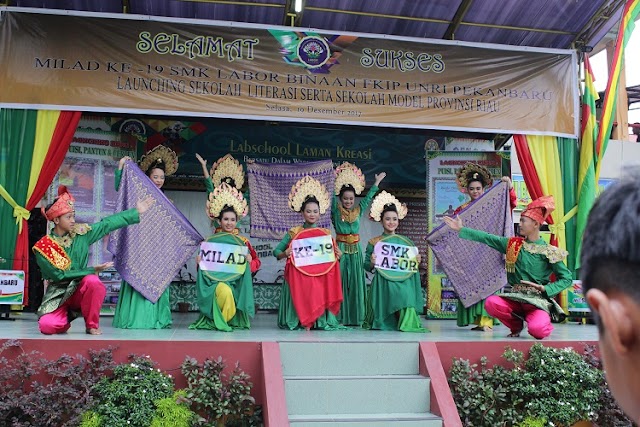 SMK Labor Launching Sekolah Model dan Literasi