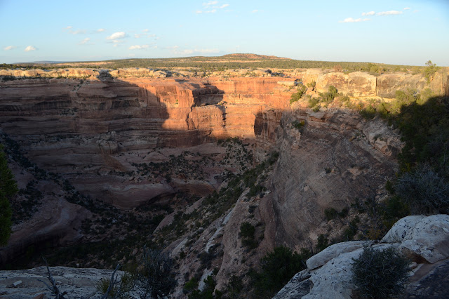 top edge of the canyon looking across