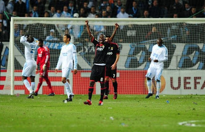 Ramires festeja golo do Benfica