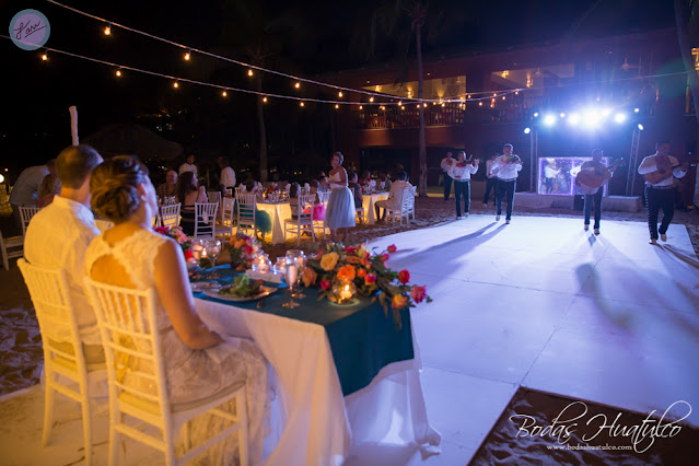 boda en playa, beach wedding, Oaxaca, México, Bodas Huatulco, Wedding Planner