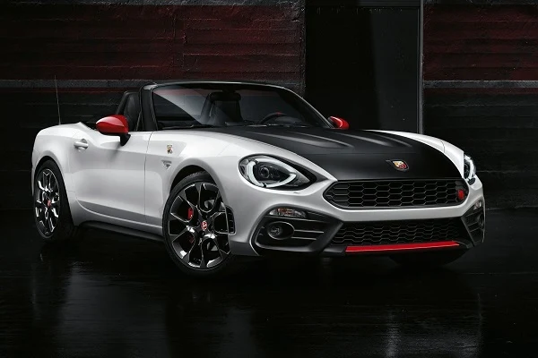 Abarth 124 Spider