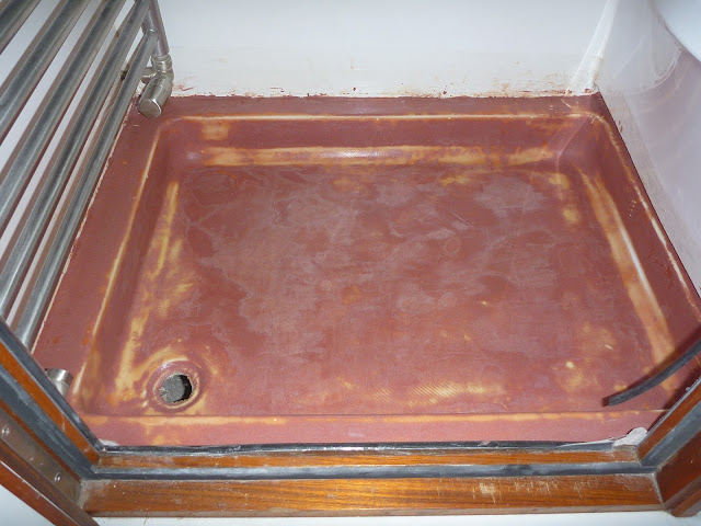 Fibreglass repairs to motorhome shower tray after fairing 