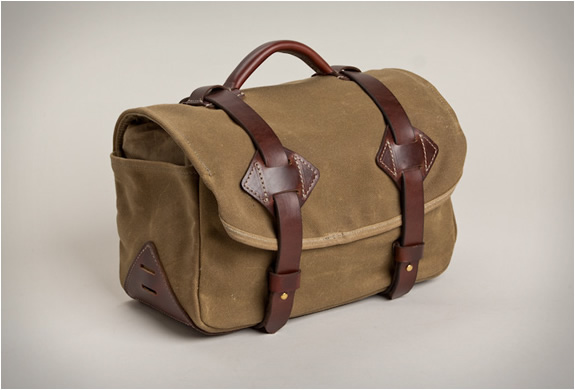 FIELD CAMERA BAG | BY TANNER GOODS | LEATHER BAGS