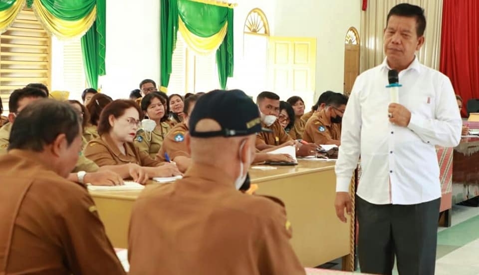 Tingkatkan Mutu Pendidikan, Ini Gagasan Bupati Simalungun Kepada Kepala sekolah