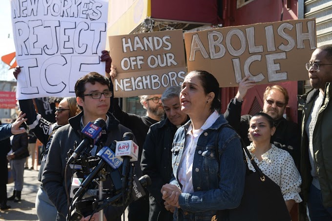 Hermana de dominicana arrestada y sacerdote encabezan protesta en Brooklyn contra brutalidad de ICE  y   exigen su libertad