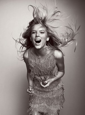 Taylor Swift taylor swift 2009 photoshoot. Taylor Swift