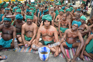 unique-protest-of-farmers