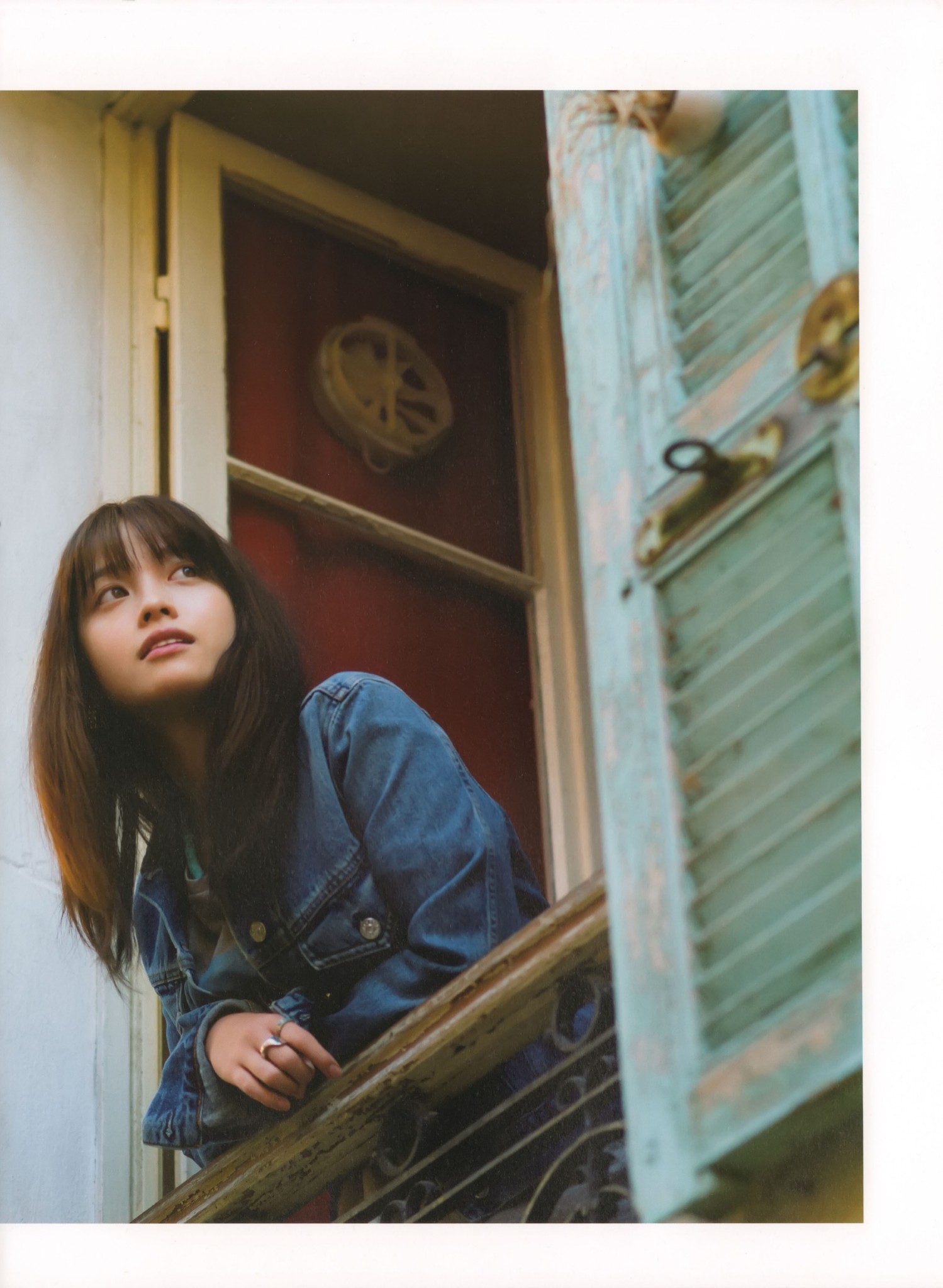 Kanna Hashimoto in NATUREL