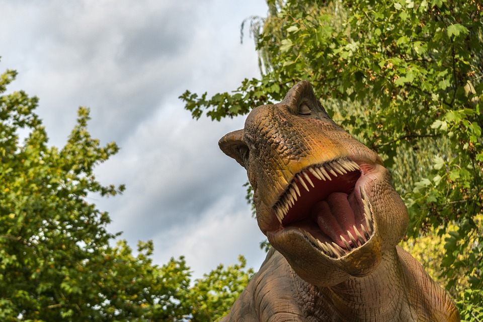Dinosaur image via Pixabay