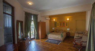 Villa 49 Hotels in Kandy Sri lanka Beautiful Bedroom