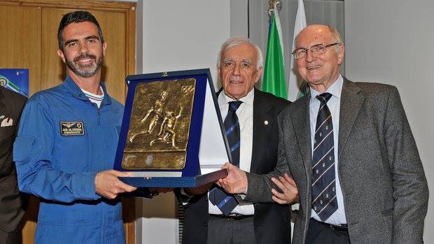 LE FRECCE TRICOLORI RICEVONO IL PREMIO "PRESTIGIO ED ESEMPIO"