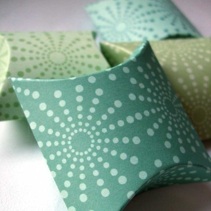 daily paper fix: pillow boxes